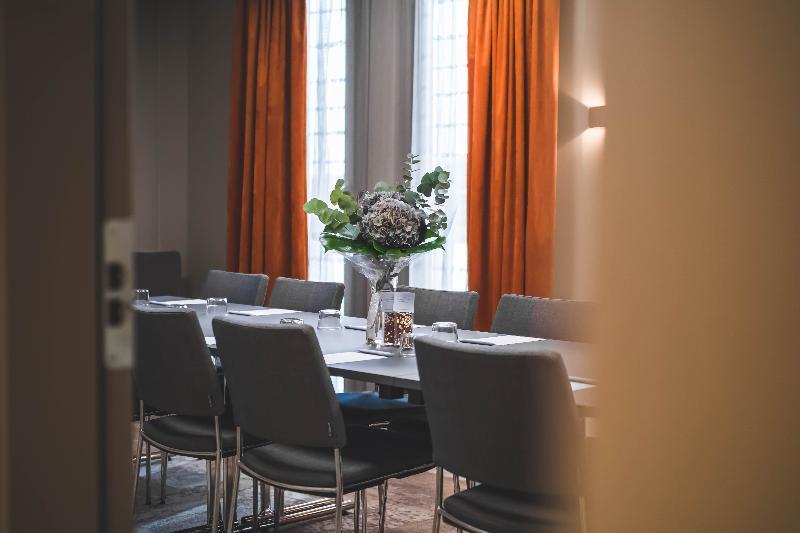 Elite Plaza Oernskoeldsvik Hotel ภายนอก รูปภาพ