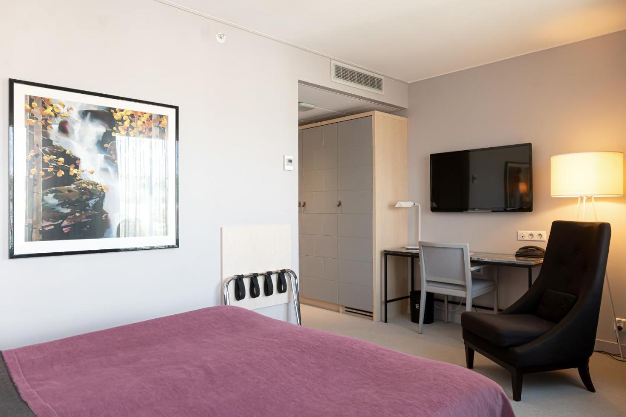 Elite Plaza Oernskoeldsvik Hotel ภายนอก รูปภาพ
