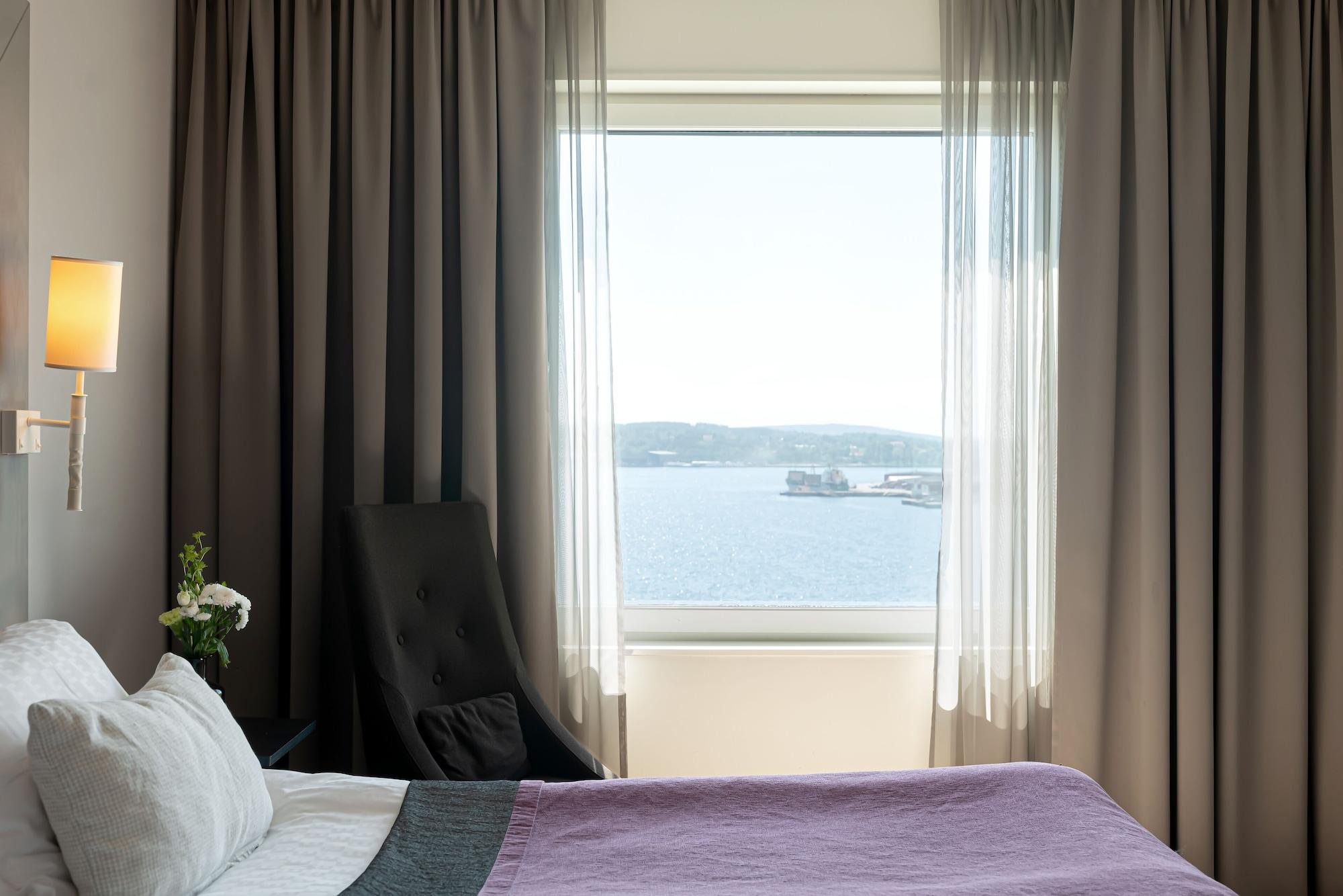 Elite Plaza Oernskoeldsvik Hotel ภายนอก รูปภาพ